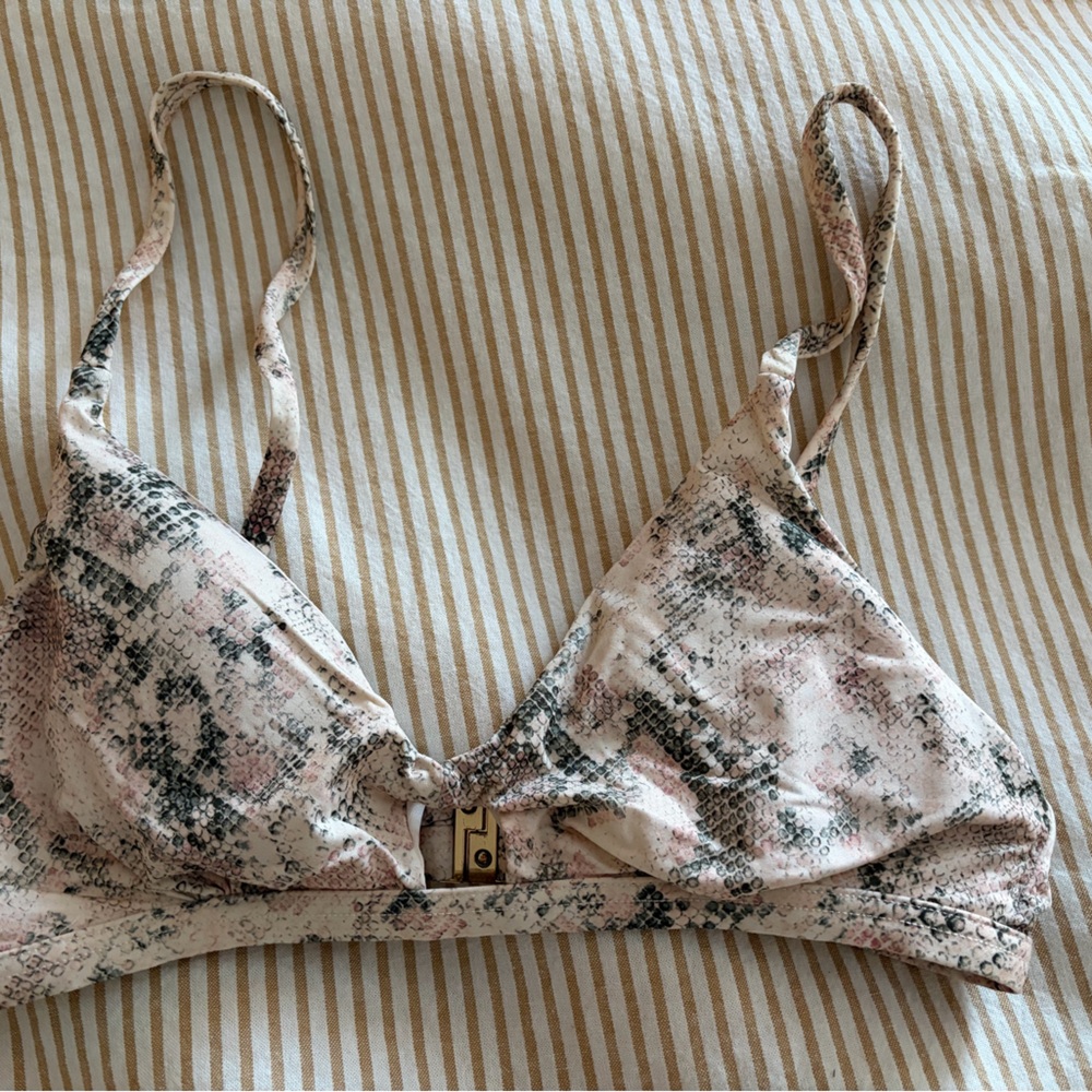 Stylish Snake Print Bikini Top